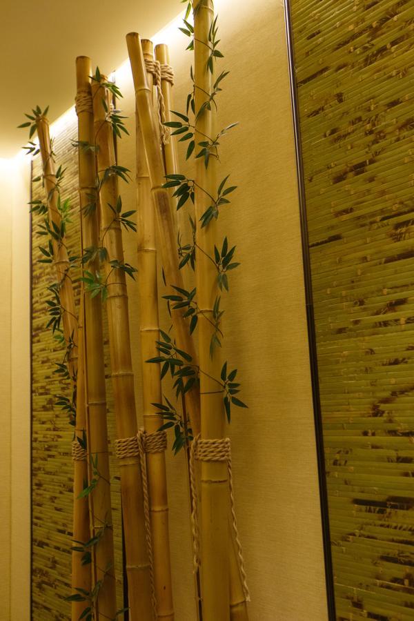 Sultan Palace Hotel Atyraū Exterior foto Bamboo