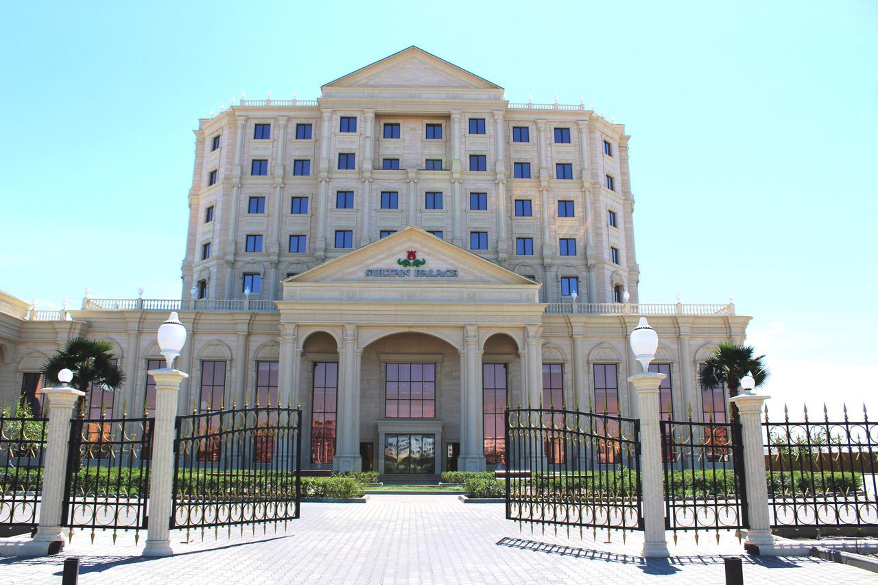 Sultan Palace Hotel Atyraū Exterior foto The Supreme Court of the Maldives